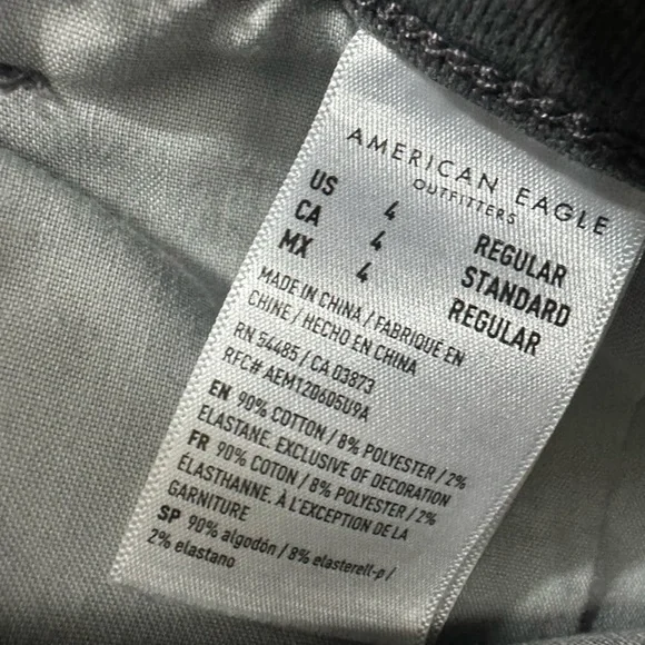 American Eagle Curvy High rise Gray Jegging Distressed Size 4 Next Level Stretch - Picture 10 of 13